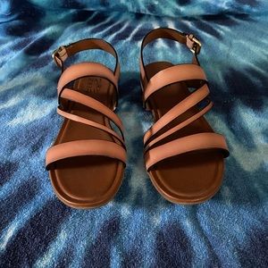 Naturalizer sandals